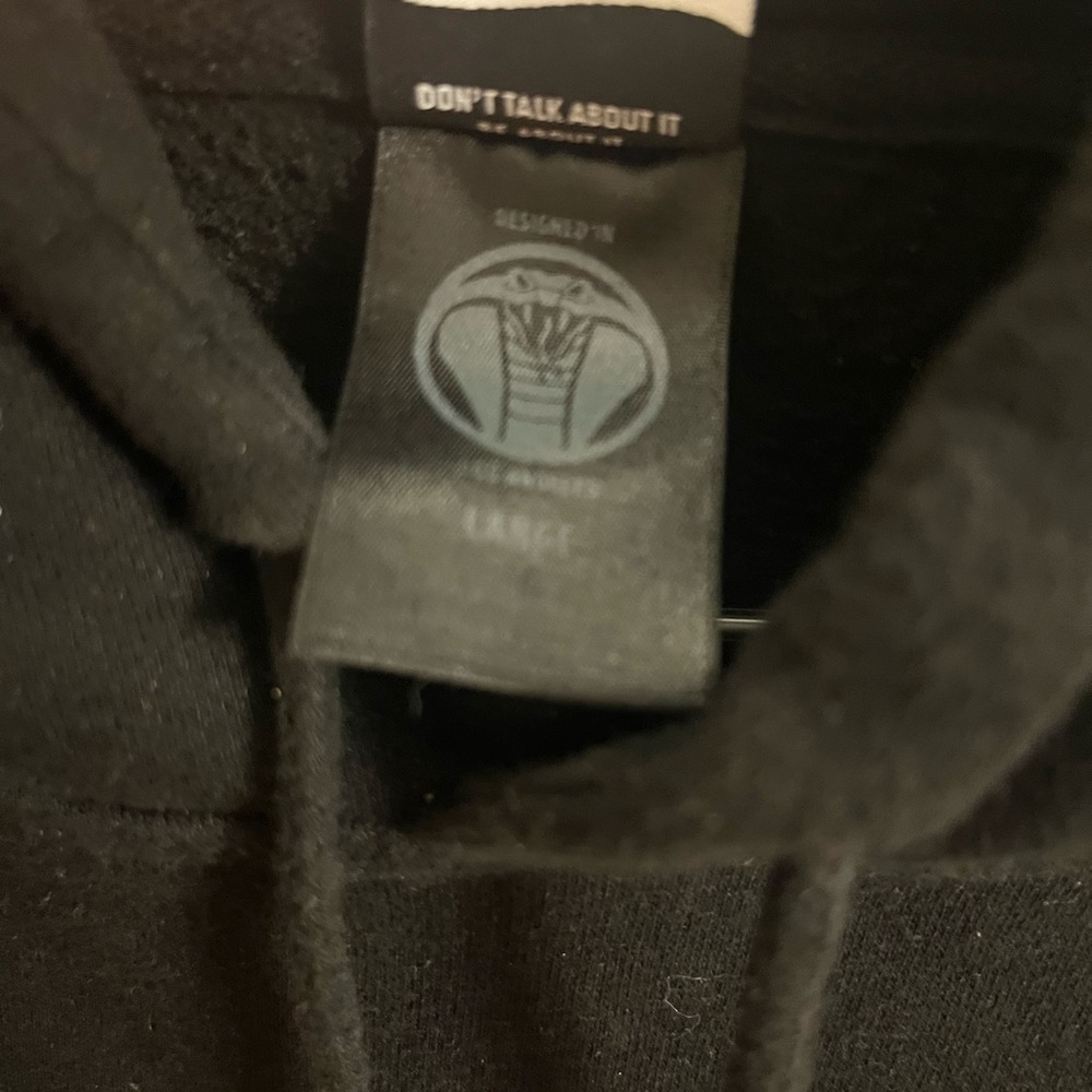 Broken promises “emotional” hoodie - Picture 3 of 3